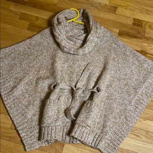 Sweater/Poncho